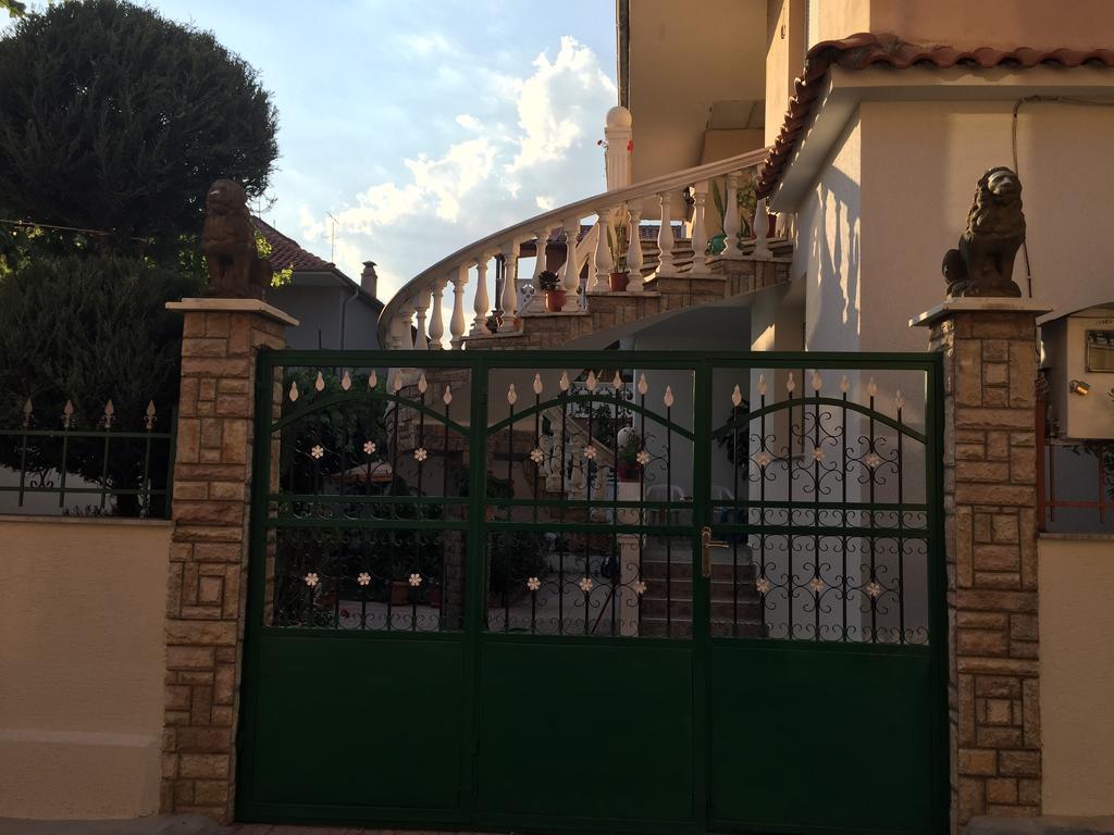 Vila Ridvani Корча Екстер'єр фото